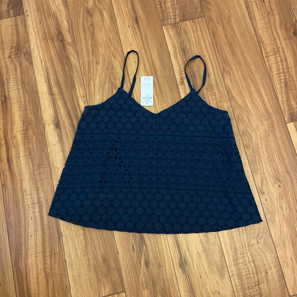 NWT Hollister top, Sz XS